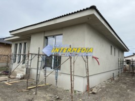 vanzare-casa-noua-2025-de-120-mp-pe-un-nivel-cu-581-mp-teren-finisata-la-cheie-panouri-curte-imprejmuita-5