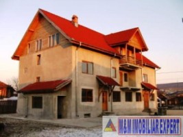 vand-vila-cu-15-camere-si-teren-de-1900-mp-stalpeni-arges-2