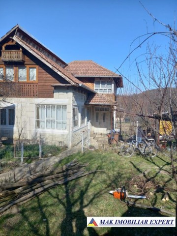 vila-4-camere-cu-teren-de-1800-mp-in-godeni-capul-piscului-arges-7