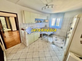 apartament-cu-2-camere-de-vanzare-in-alba-iulia-cetate-zona-piata-mobilat-si-utilat-4