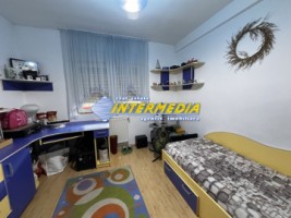 apartament-4-camere-de-vanzare-centru-bloc-nou-balcon-mare-boxa-loc-parcare-garaj-optional-12