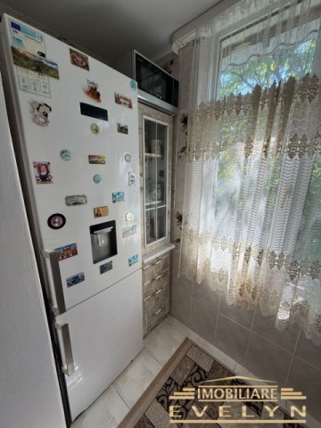apartament-2-camere-transformat-in-3-56-mp-zona-primaverii-aleea-nucului-7