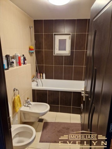 apartament-2-camere-piata-mare-ion-pilat-complet-renovat-6