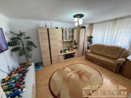 vanzare-apartament-4-camere-decomandat-78-mp-str-imparat-traian-scoala-nr11