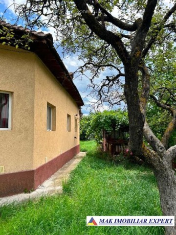 vand-casa-4-camere-teren-600-mp-leresti-arges-1