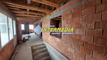 casa-semifinisata-pem-de-vanzare-cu-600-mp-teren-in-centru-alba-iulia-7