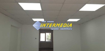 inchiriere-spatiu-comercial-105-mp-la-bulevard-cu-vad-si-parcare-2