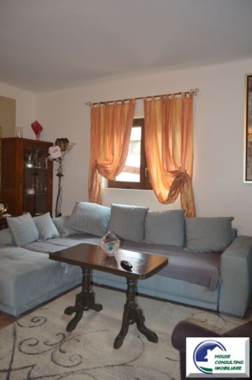 vila-de-vanzare-situata-in-busteni-4