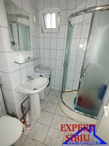 inchiriez-apartament-2-camere-zona-centrala-6