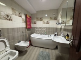 spatiu-comercial-zona-unirii-transformat-din-apartament-3-camere-1