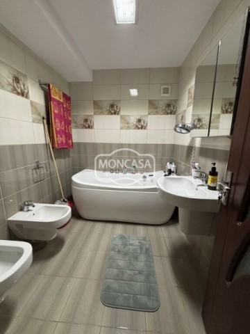 spatiu-comercial-zona-unirii-transformat-din-apartament-3-camere-6