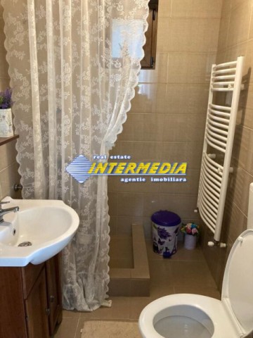 casa-renovata-zona-centru-5