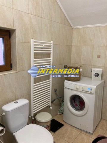 casa-renovata-zona-centru-7