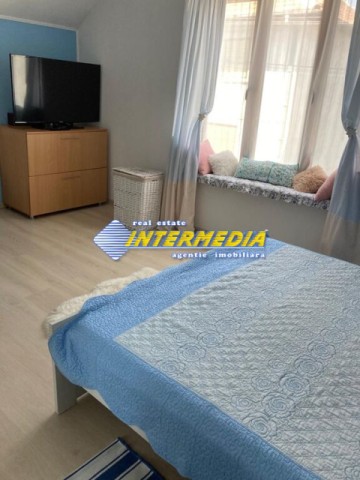 casa-renovata-zona-centru-11
