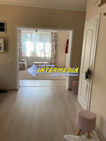 casa-renovata-zona-centru-22