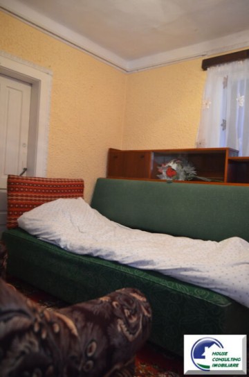 casa-de-locuit-situata-in-comarnic-2