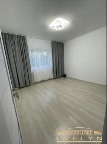 vanzare-apartament-3-camere-piata-mare-str-ion-pilat-1