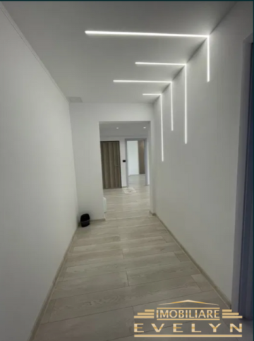 vanzare-apartament-3-camere-piata-mare-str-ion-pilat-4