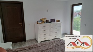 vila-spe-compusa-din-7-camere2-bailiving-bucatarie-6-dormitoarein-comuna-schitu-golesti-pret250000-euro-negociabil-23