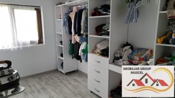 vila-spe-compusa-din-7-camere2-bailiving-bucatarie-6-dormitoarein-comuna-schitu-golesti-pret250000-euro-negociabil-26