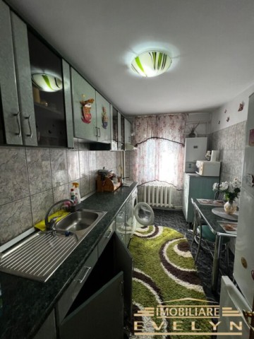 apartament-3-camere-de-inchiriere-zona-imparat-traian-1-min-de-mall-6