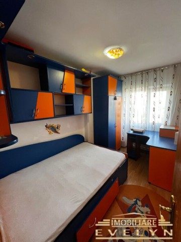 apartament-3-camere-de-inchiriere-zona-imparat-traian-1-min-de-mall-3
