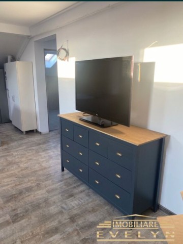 apartament-3-camere-de-inchiriat-bloc-nou-pret-400-euro-3