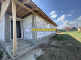 casa-in-rosu-cu-terasa-mare-cu-570-mp-sau-1134-mp-teren-imprejmuit-barabant-alba-iulia-20