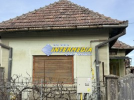 casa-individuala-3-camere-vanzare-barabant-cu-1096-mp-toate-utilitatile-4