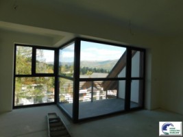 apartament-tip-penhouse-situat-in-sinaia-furnica-3
