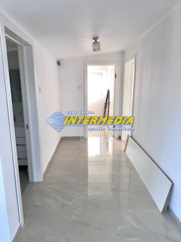 casa-noua-de-inchiriat-in-cetate-mobilata-si-utilata-complet-13