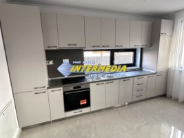 casa-noua-de-inchiriat-in-cetate-mobilata-si-utilata-complet-16