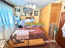 ocazie-apartament-3-camere-modificat-in-4-cu-2-bai-balcon-mare-decomandat-cetate-stadion-etaj-intermediar