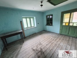 casa-veche-de-vanzare-in-salistea-2