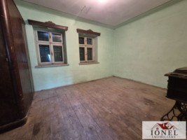 casa-veche-de-vanzare-in-salistea-3
