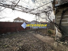 1242-mp-teren-intravilan-imprejmuit-la-asfalt-cu-toate-utilitatile-si-bransamente-si-constructie-cu-anexa-veche-13
