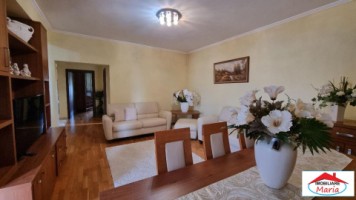 apartament-3-camere-semicentral-pe-2-niveluri-5