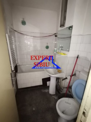 inchiriez-apartament-3-camerenemobilat-si-neutilatzona-terezian-7