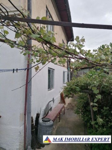 vila-6-camere-teren-580-mp-centru-campulung-muscel-arges-44