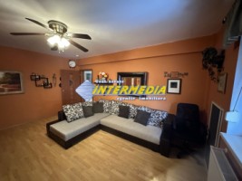 de-inchiriat-apartament-2-camere-mare-bloc-2012-dresing-camara-centru-ultracentral-23