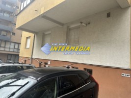 de-inchiriat-apartament-2-camere-mare-bloc-2012-dresing-camara-centru-ultracentral-30