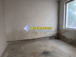 hala-de-inchiriat-250-mp-in-alba-iulia-zona-centru-4