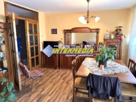 vanzare-apartament-4-camere-modificat-in-3-cetate-m-uri-cu-vedere-parc-2-bai-2-balcoane-22