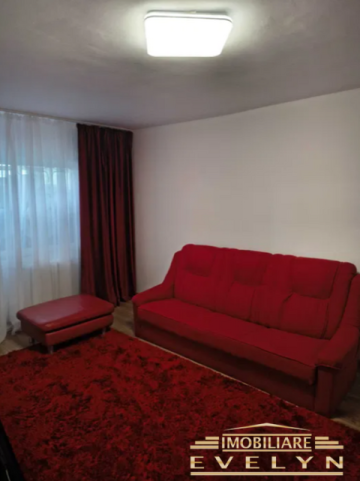 de-vanzare-apartament-4-camere-decomandat-vedere-dubla-spre-parcul-mihai-eminescu-si-piata-mica-1