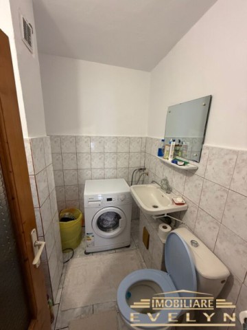 de-vanzare-apartament-4-camere-decomandat-vedere-dubla-spre-parcul-mihai-eminescu-si-piata-mica-5