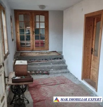 vila-8-camere-1000-mp-domnesti-arges-spatiu-generos-si-confortabil-pentru-familie-12