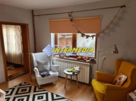 inchiriere-casa-individuala-5-camere-renovata-izolata-finisata-mobilata-complet-sebes-central-2