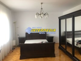 inchiriere-casa-individuala-5-camere-renovata-izolata-finisata-mobilata-complet-sebes-central-26