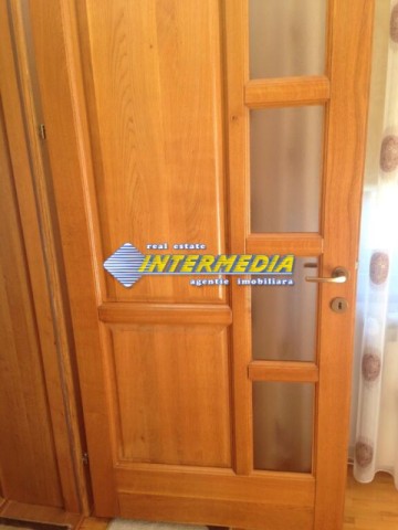 inchiriere-casa-individuala-5-camere-renovata-izolata-finisata-mobilata-complet-sebes-central-28
