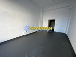 spatiu-comercial-de-inchiriat-cu-vad-in-cetate-suprafata-de-370-mp-ideal-birouri-clinica